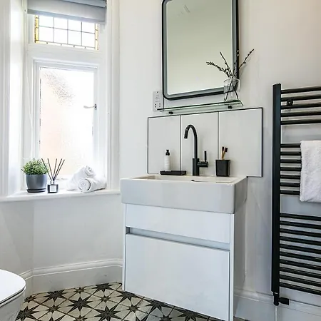 The Belmont - アパートホテル 4*