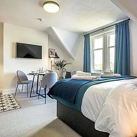 The Belmont - With Free Parking Aparthotel